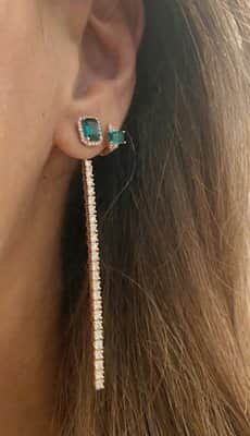 חישוק יהלומים קטן עם יהלומים ואמלרד מעבדה מתאים גם לפירסינג