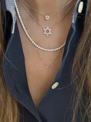 שרשרת מגן דוד משובצת