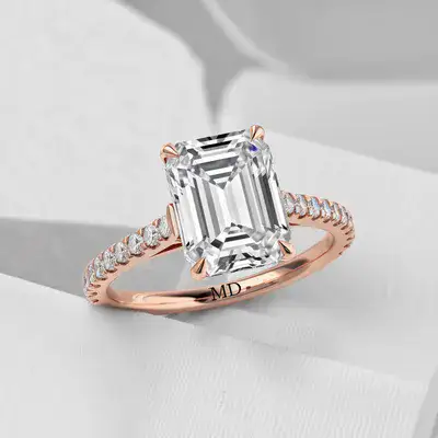 טבעת אירוסין, יהלום מעבדה בחיתוך אמרלד